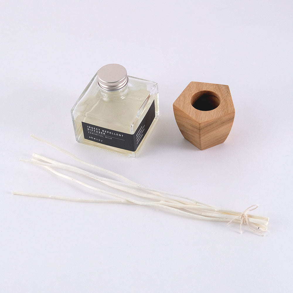 エッセンシャルオイルを使った虫除けディフューザー(2種類)