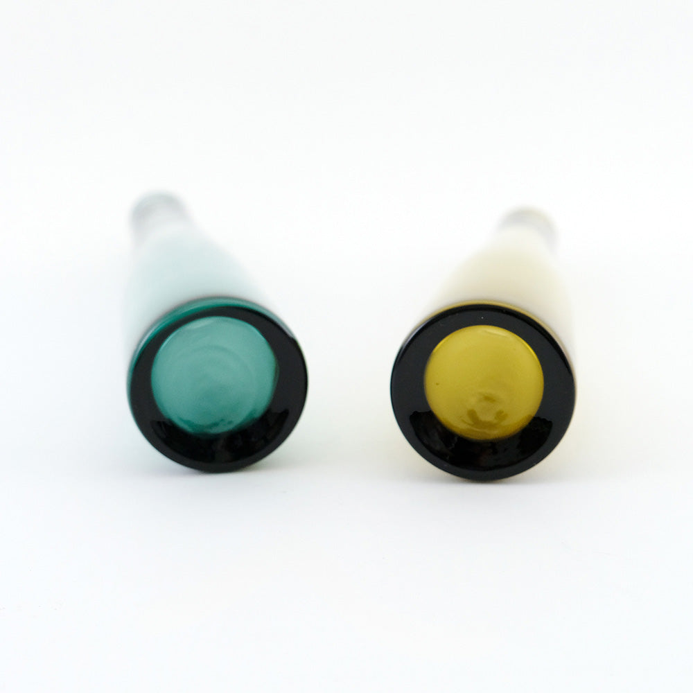 カラーガラスのフラワーベース コーン（2色）