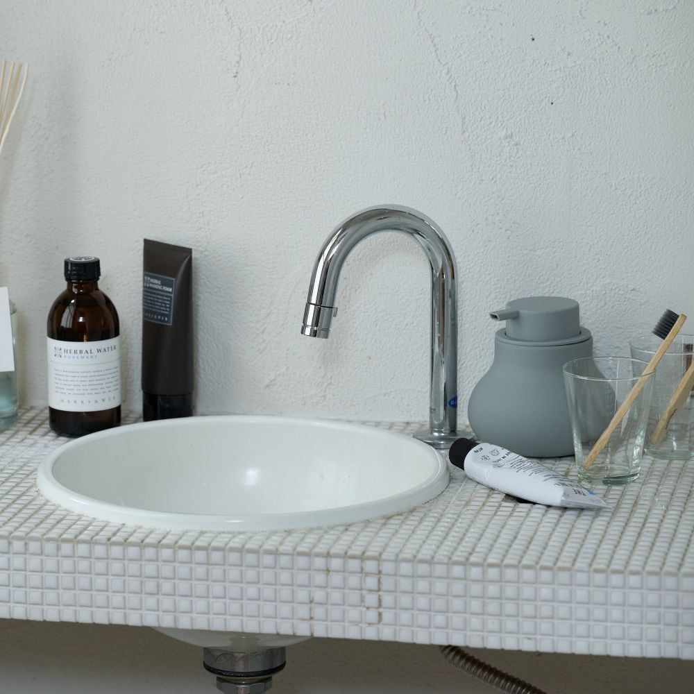 ぽってりした マットな質感のソープディスペンサー 泡タイプ