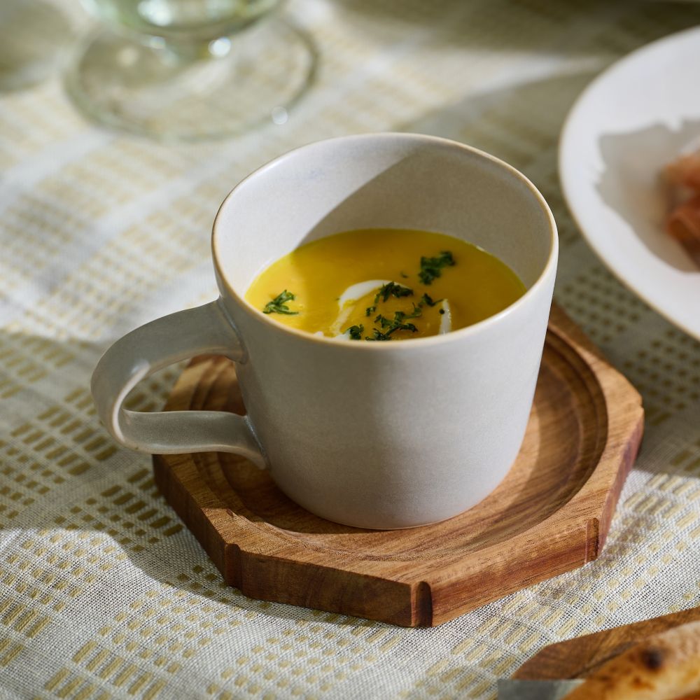 有田焼のマグカップ