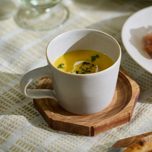 有田焼のマグカップ