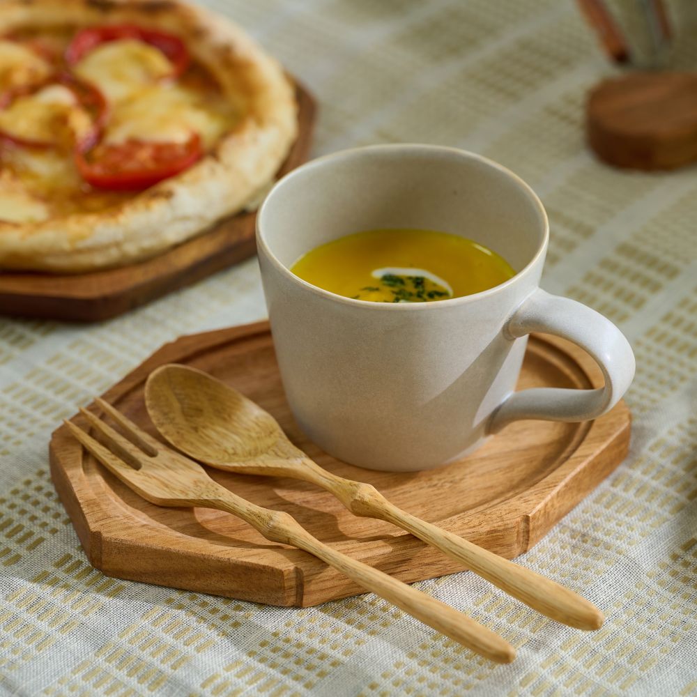 有田焼のマグカップ