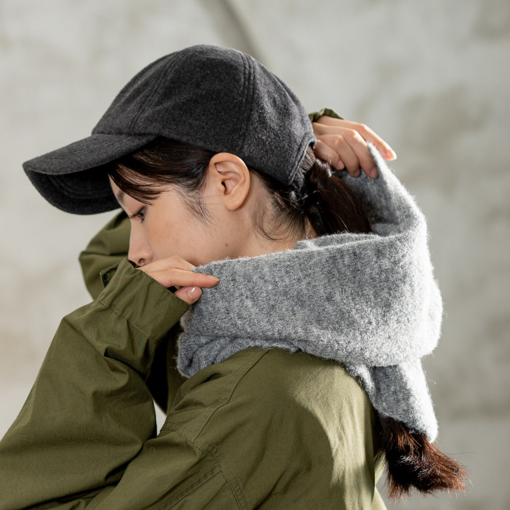 【10月中旬頃入荷予定】アレンジ自在な三角ニットストール