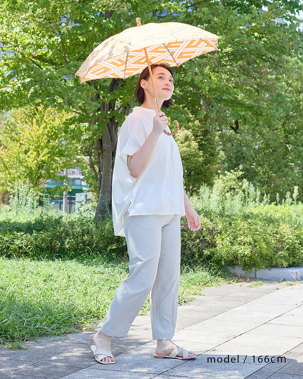 菱模様のジャカード晴雨兼用傘