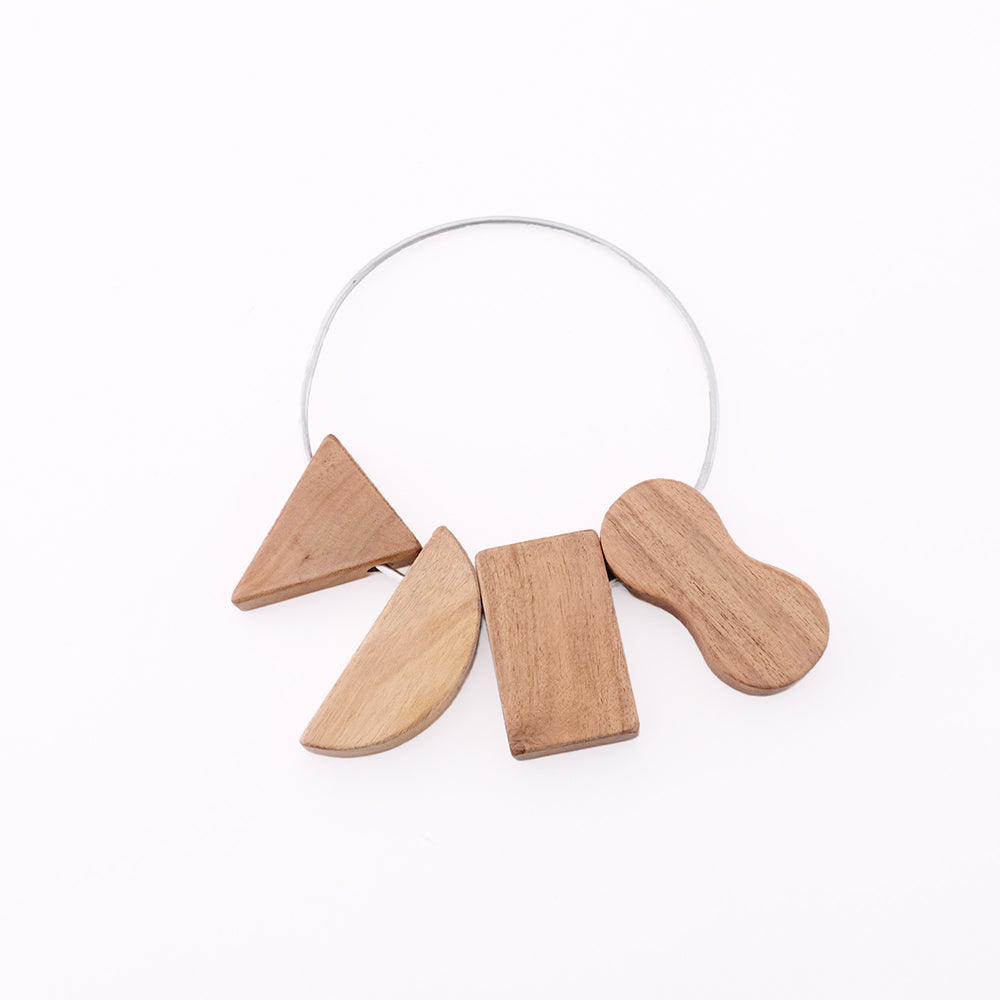 サイズが変えられる 木の鍋敷き