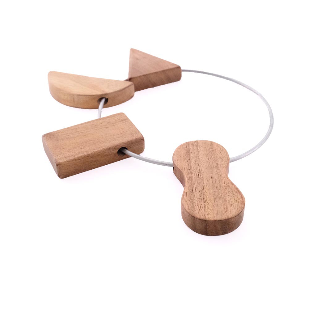 サイズが変えられる 木の鍋敷き