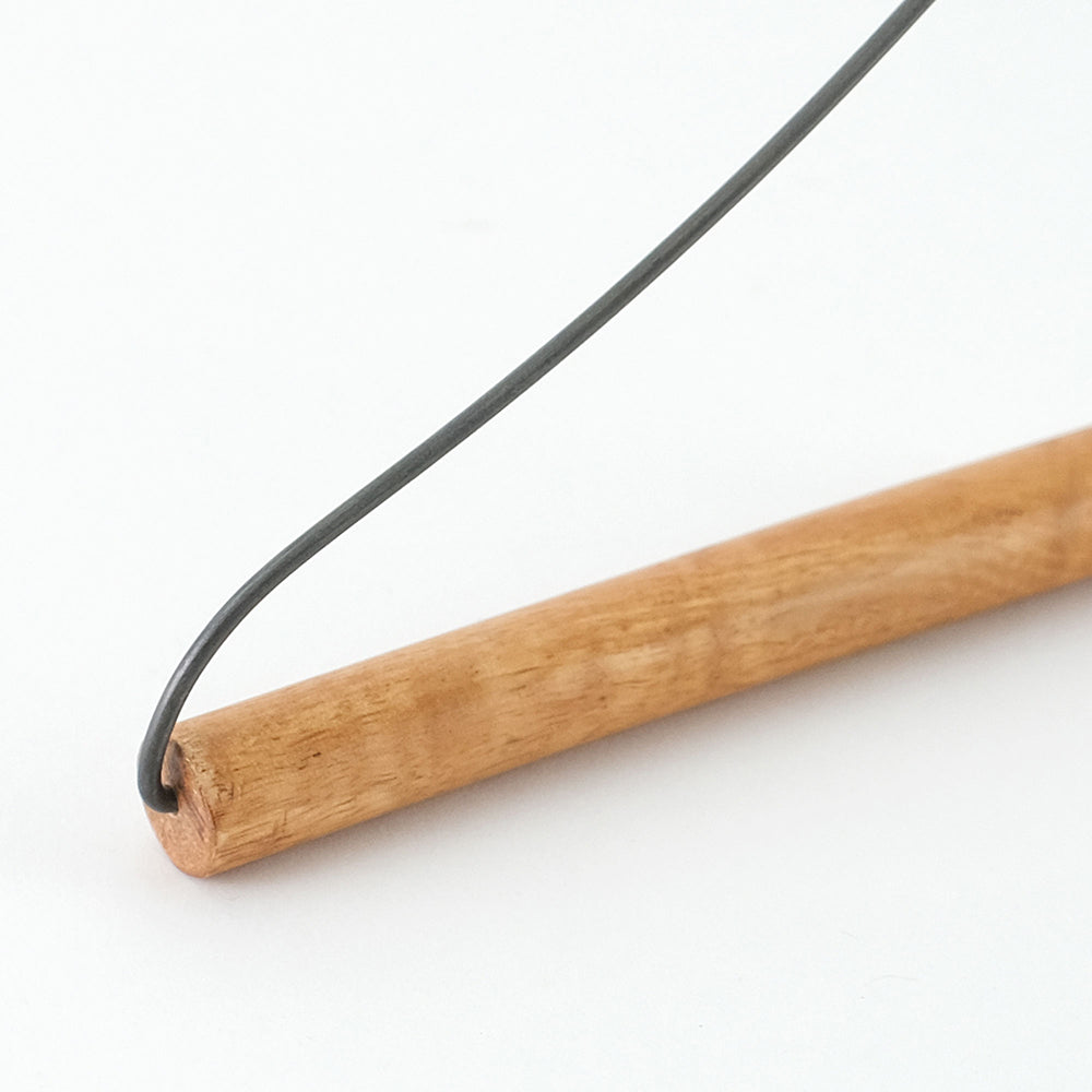 木とアイアンで出来たドアフック