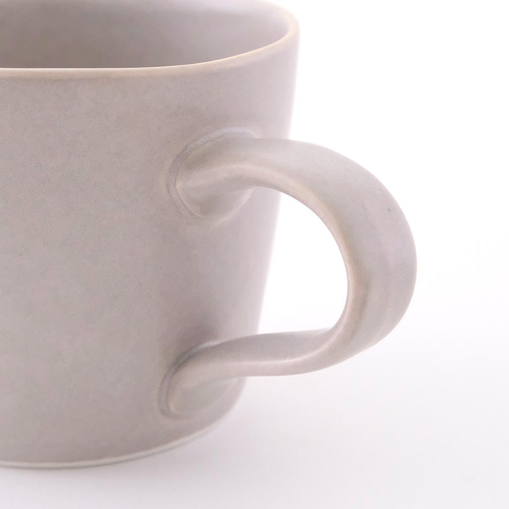 有田焼のマグカップ