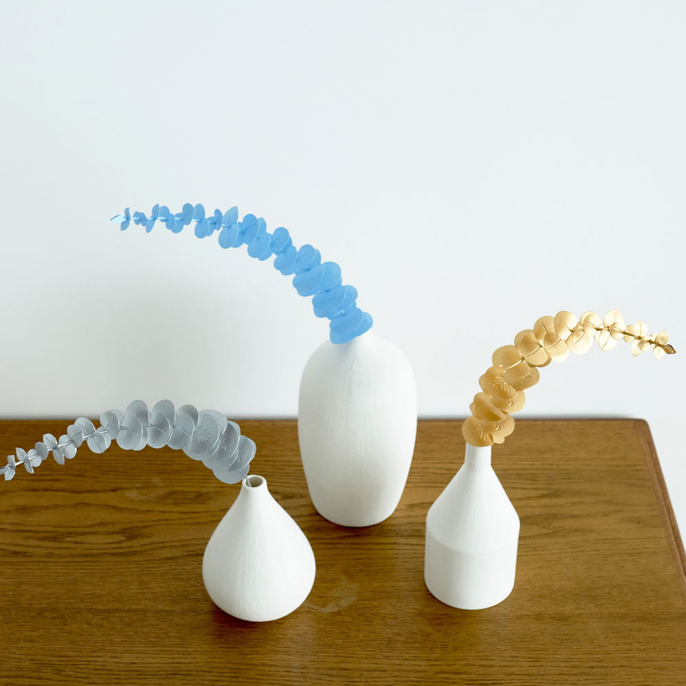 マットな質感の磁器製フラワーベース　チムニー（2サイズ）