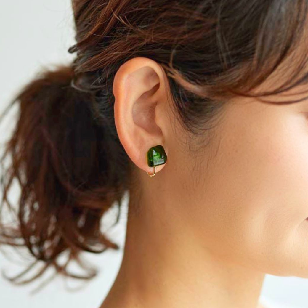 アップサイクルのカラーガラスピアス＆イヤリング